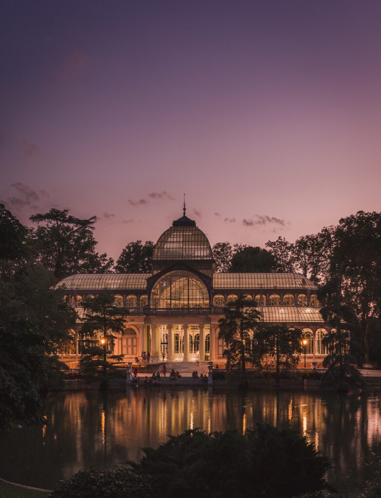 crystal palace, madrid, pond-3646684.jpg