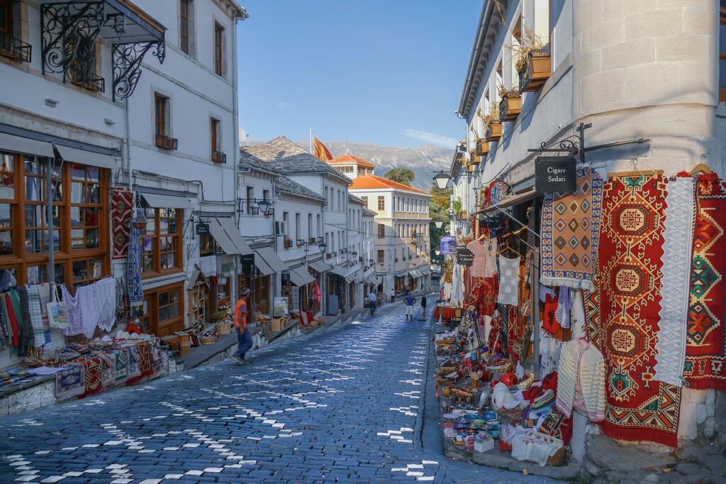 gjirokastër, albania, city-3802128.jpg