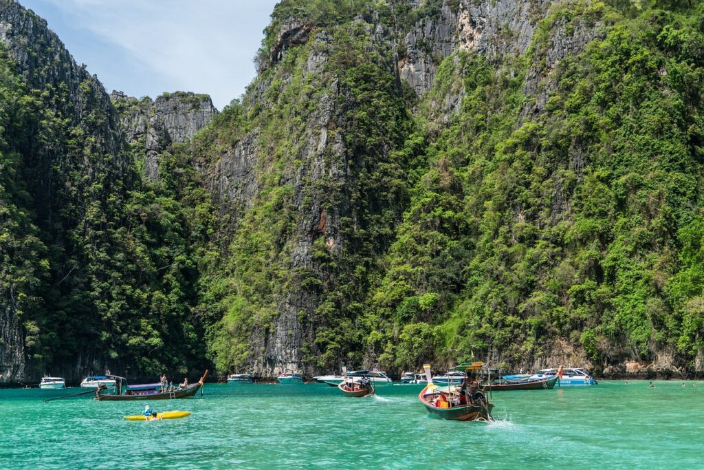 phi phi island tour, phuket, thailand-1497785.jpg